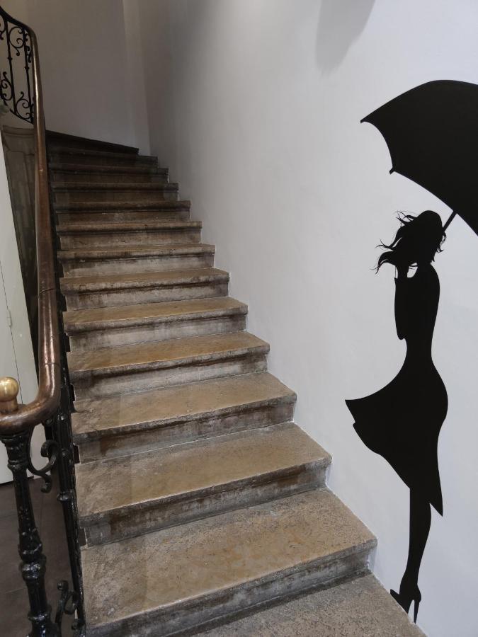 Atipik Hotel Annecy Bagian luar foto