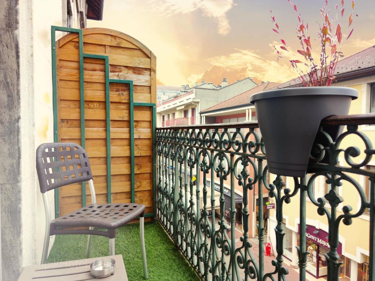 Atipik Hotel Annecy Bagian luar foto