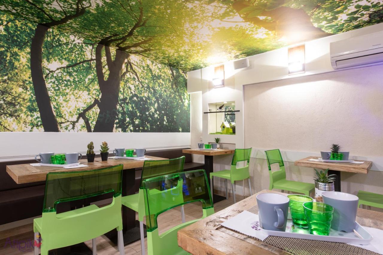 Atipik Hotel Annecy Bagian luar foto