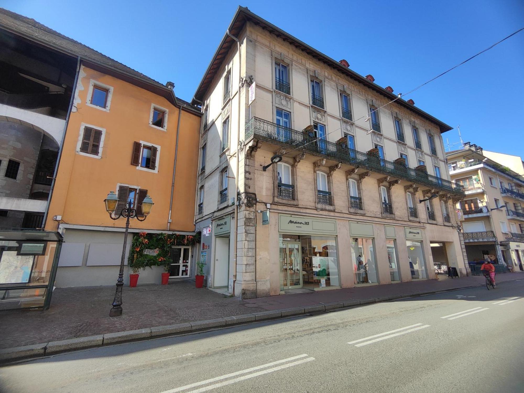 Atipik Hotel Annecy Bagian luar foto