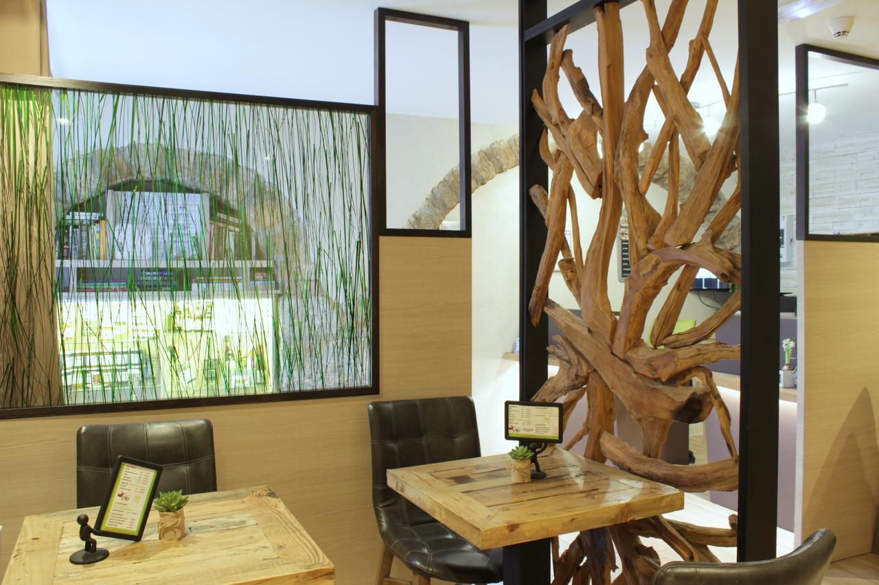 Atipik Hotel Annecy Bagian luar foto